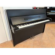 Yamaha M-105